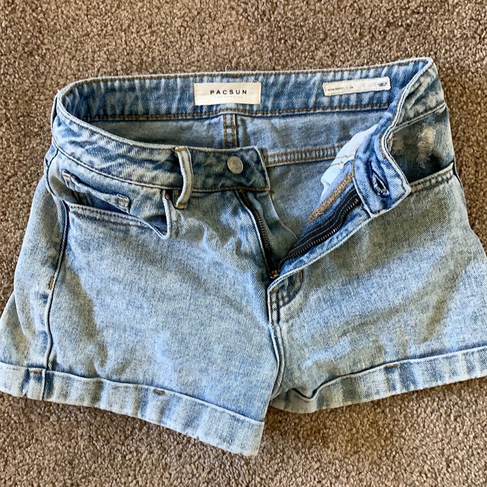 Pacsun Mom Short 24
